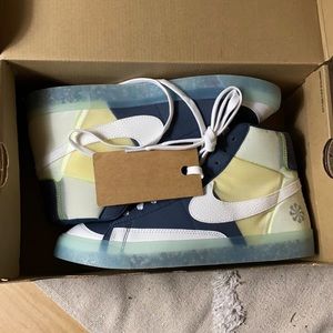 Nike Blazers men’s size 8 but women’s size 10 bought for myself but were to big.